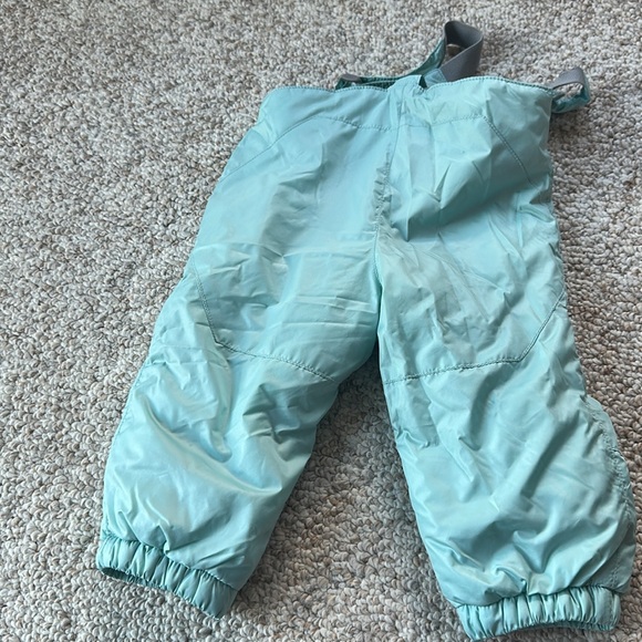 Cat and Jack Snow Bib - Picture 4 of 4